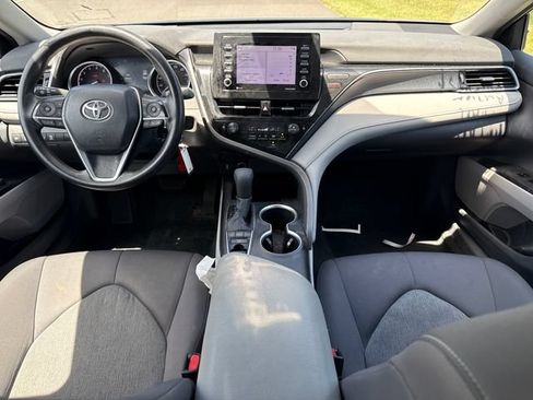 Used 2023 Toyota Camry LE AWD/4WD image 17