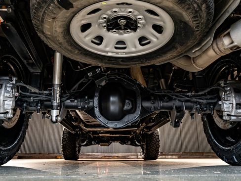 Used 2025 GMC Sierra 2500 AT4 w/ AT4 Premium Plus Package image 15