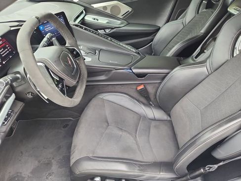 Used 2023 Chevrolet Corvette Stingray Premium Cpe w/ Z51 Performance Package RWD image 19