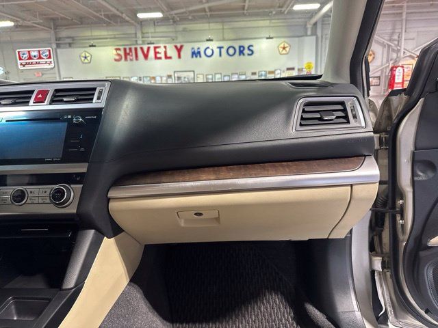 Used 2016 Subaru Outback 2.5i Limited AWD/4WD image 48