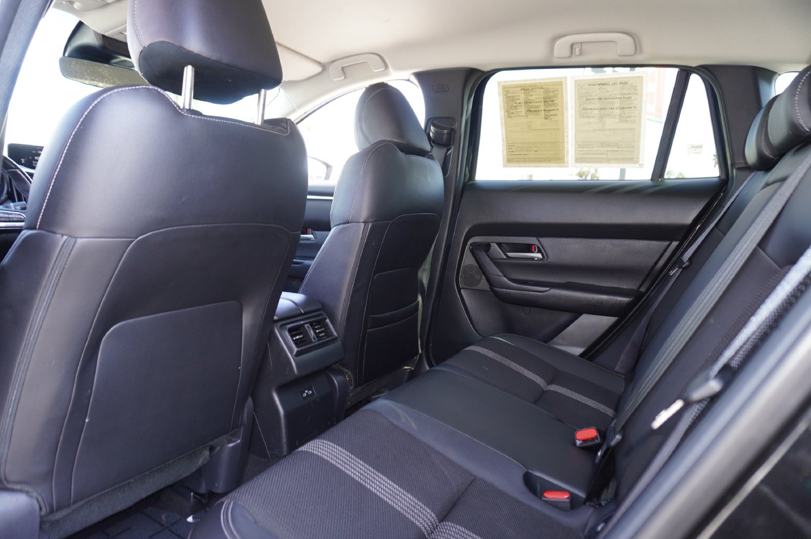 Used 2025 MAZDA CX-50 AWD 2.5 S w/ Preferred Package image 11
