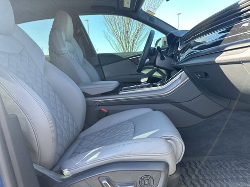 Used 2024 Audi SQ8 Prestige w/ Prestige Package image 32