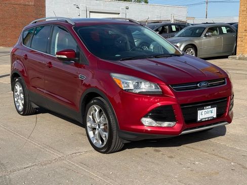 Used 2016 Ford Escape Titanium w/ Equipment Group 301A AWD/4WD image 6
