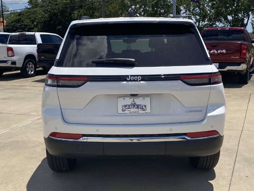 New 2026 Jeep Grand Cherokee Laredo X RWD image 35