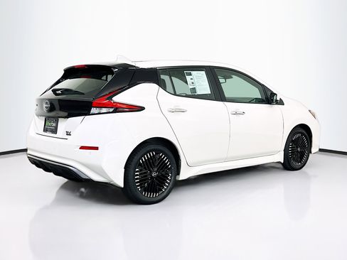 Used 2024 Nissan Leaf SV Plus image 9