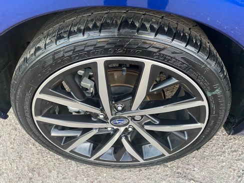 Used 2024 Subaru Impreza 2.0i Sport image 3