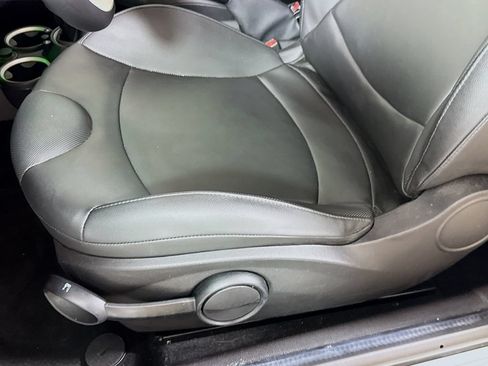Used 2013 MINI Cooper Roadster FWD image 19