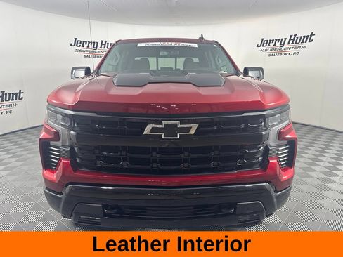Used 2024 Chevrolet Silverado 1500 LT Trail Boss w/ Convenience Package II AWD/4WD image 4