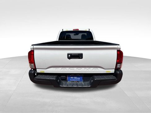 Used 2021 Toyota Tacoma SR RWD image 7