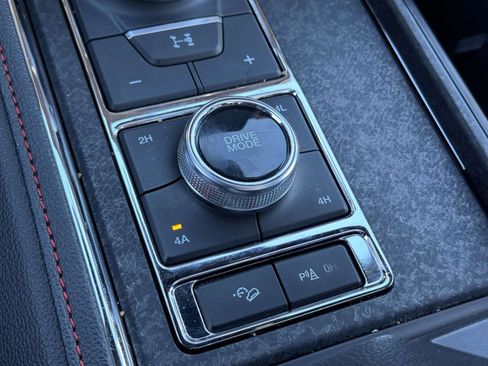 Used 2024 Ford Expedition Max Limited image 28