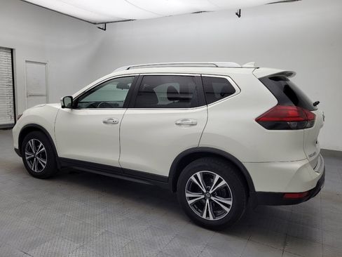 Used 2019 Nissan Rogue SV w/ Premium Package image 3