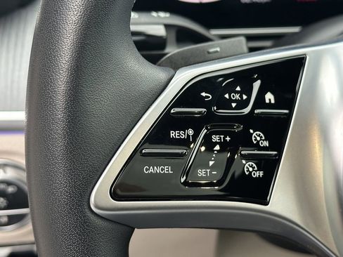 Certified 2025 Mercedes-Benz C 300 Sedan image 28