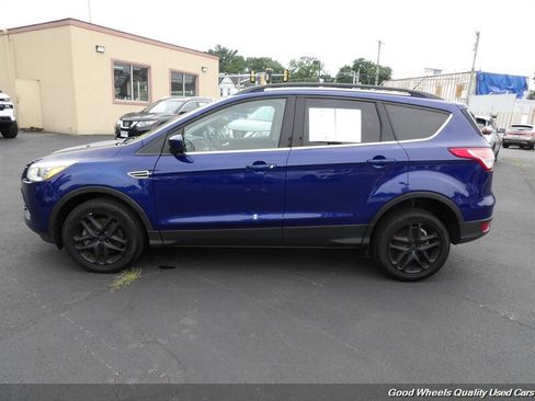 Used 2016 Ford Escape SE w/ Equipment Group 201A AWD/4WD image 8