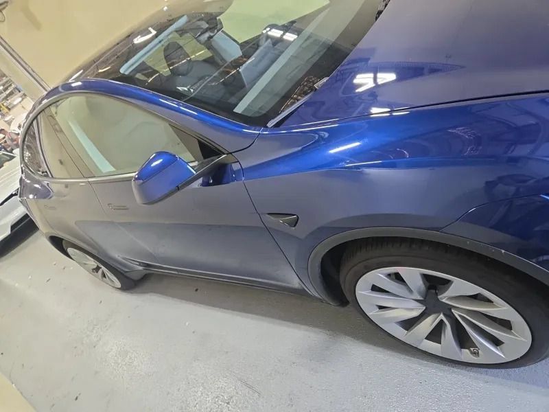 Used 2026 Tesla Model Y 2WD image 3