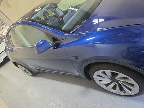 Used 2026 Tesla Model Y 2WD image 3