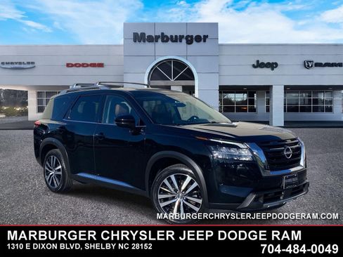 Used 2023 Nissan Pathfinder Platinum w/ Cargo Package AWD/4WD image 1