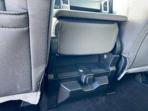 Used 2016 Ford F150 XLT image 17