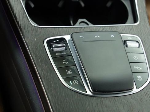 Used 2022 Mercedes-Benz GLC 300 4MATIC Coupe image 23