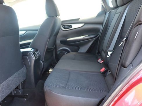 Used 2020 Nissan Rogue Sport S w/ Appearance Package FWD image 13