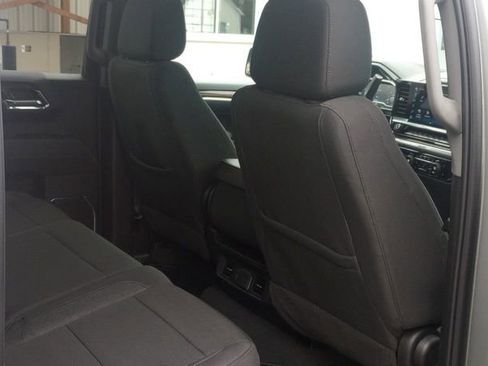 Used 2024 Chevrolet Silverado 1500 LT image 14