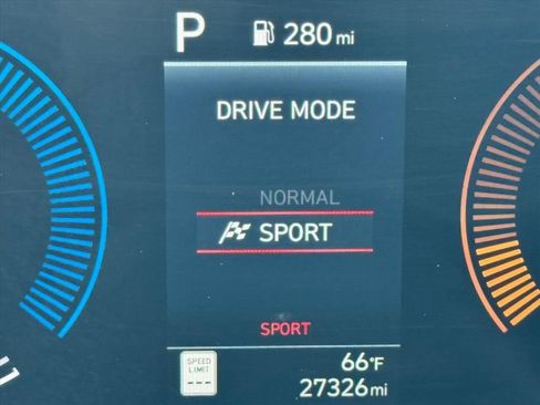 Used 2025 Hyundai Kona SEL FWD image 19