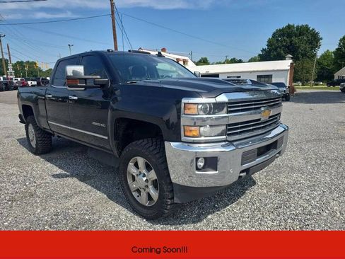 Used 2019 Chevrolet Silverado 2500 LTZ w/ Duramax Plus Package AWD/4WD image 1