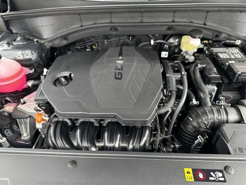 New 2025 Kia Sorento LX image 14