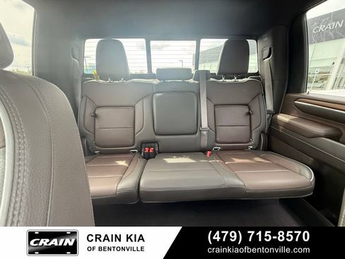Used 2024 GMC Sierra 3500 Denali w/ Denali Reserve Package AWD/4WD image 29