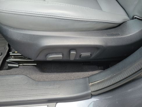 Used 2019 Subaru Outback 2.5i Limited AWD/4WD image 18