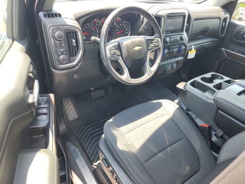 Used 2021 Chevrolet Silverado 1500 LT AWD/4WD image 14