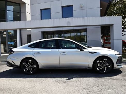 Certified 2025 Hyundai Sonata N Line FWD image 4