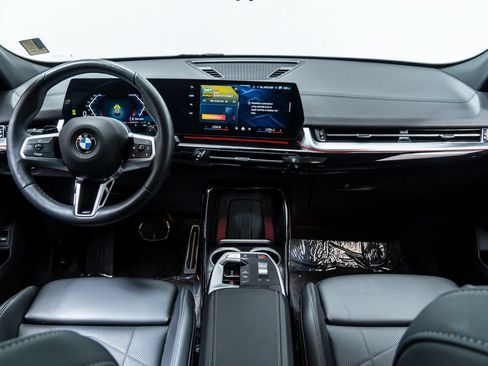 Used 2025 BMW X2 xDrive28i AWD/4WD image 19