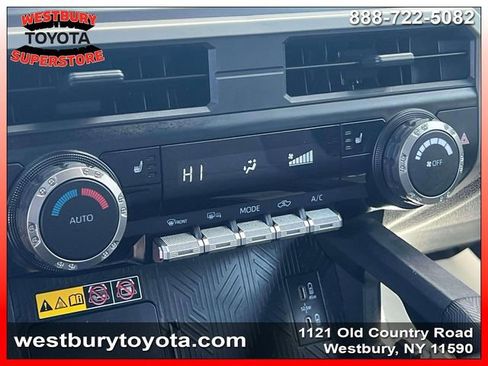 Certified 2025 Toyota Tacoma SR5 w/ SR5 Upgrade Package AWD/4WD image 35