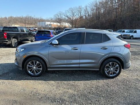 Used 2022 Buick Encore GX Preferred w/ Sport Touring Package image 2