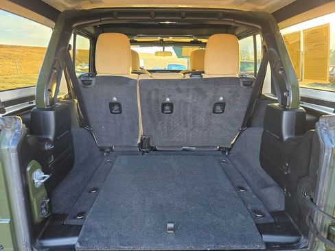 Used 2021 Jeep Wrangler Unlimited Sport image 28