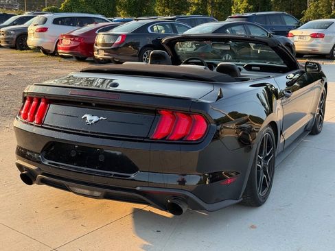 Used 2018 Ford Mustang Premium RWD image 9