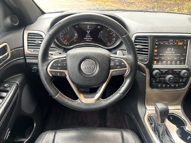Used 2016 Jeep Grand Cherokee Limited AWD/4WD image 17