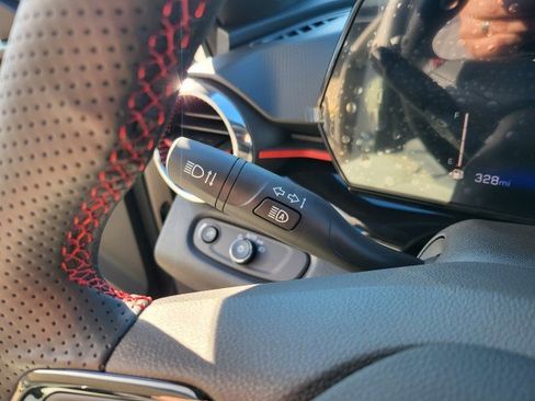 New 2026 Chevrolet Trax RS w/ Driver Confidence Package image 25