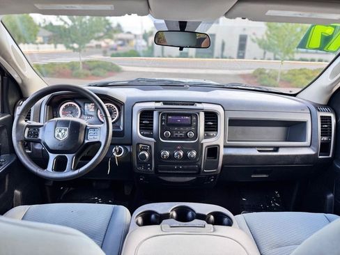 Used 2017 RAM 1500 Express w/ Express Value Package AWD/4WD image 9