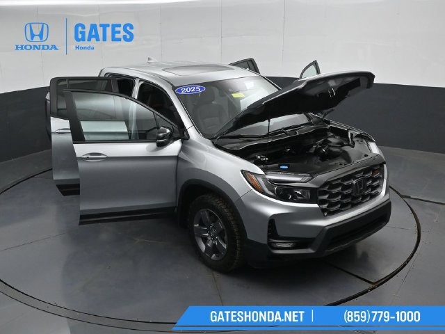 Certified 2025 Honda Ridgeline TrailSport image 53