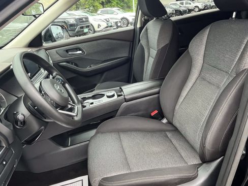 Used 2021 Nissan Rogue SV AWD/4WD image 13