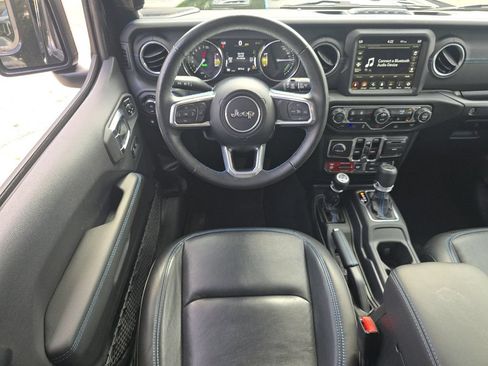 Used 2023 Jeep Wrangler Unlimited Rubicon 4xe w/ Cold Weather Group AWD/4WD image 24