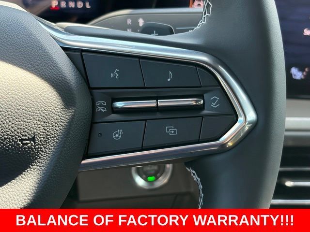 Used 2026 Chevrolet Traverse LT w/ Midnight/Sport Edition FWD image 22