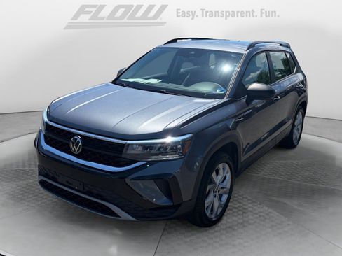 Used 2023 Volkswagen Taos S w/ Driver Assistance Package AWD/4WD image 3