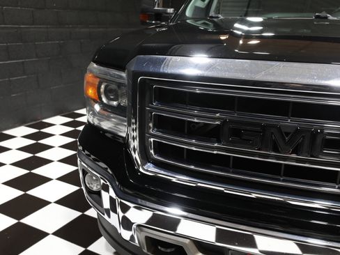 Used 2015 GMC Sierra 1500 SLT w/ SLT Crew Cab Value Package AWD/4WD image 12