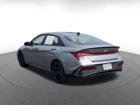 Used 2026 Hyundai Elantra Sport FWD image 11