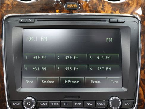 Used 2017 Bentley Continental GT image 35