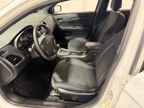 Used 2013 Chrysler 200 LX image 23