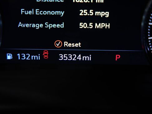 Used 2023 Buick Envision Avenir image 33