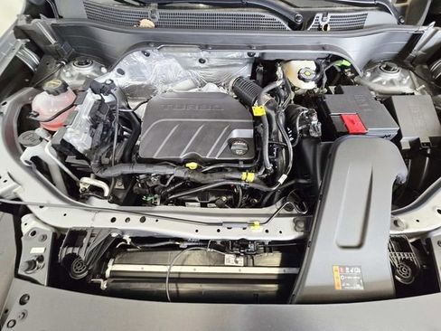 New 2026 Chevrolet Trax RS w/ Sunroof Package image 11